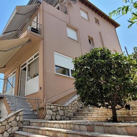Family Apartment Dhervénion Ngoại thất bức ảnh